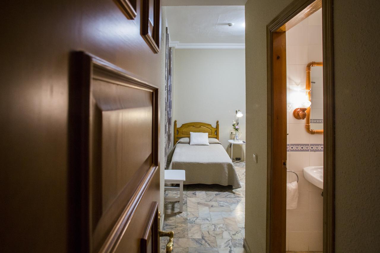 Hotel Mairena Mairena De Alcor Eksteriør billede